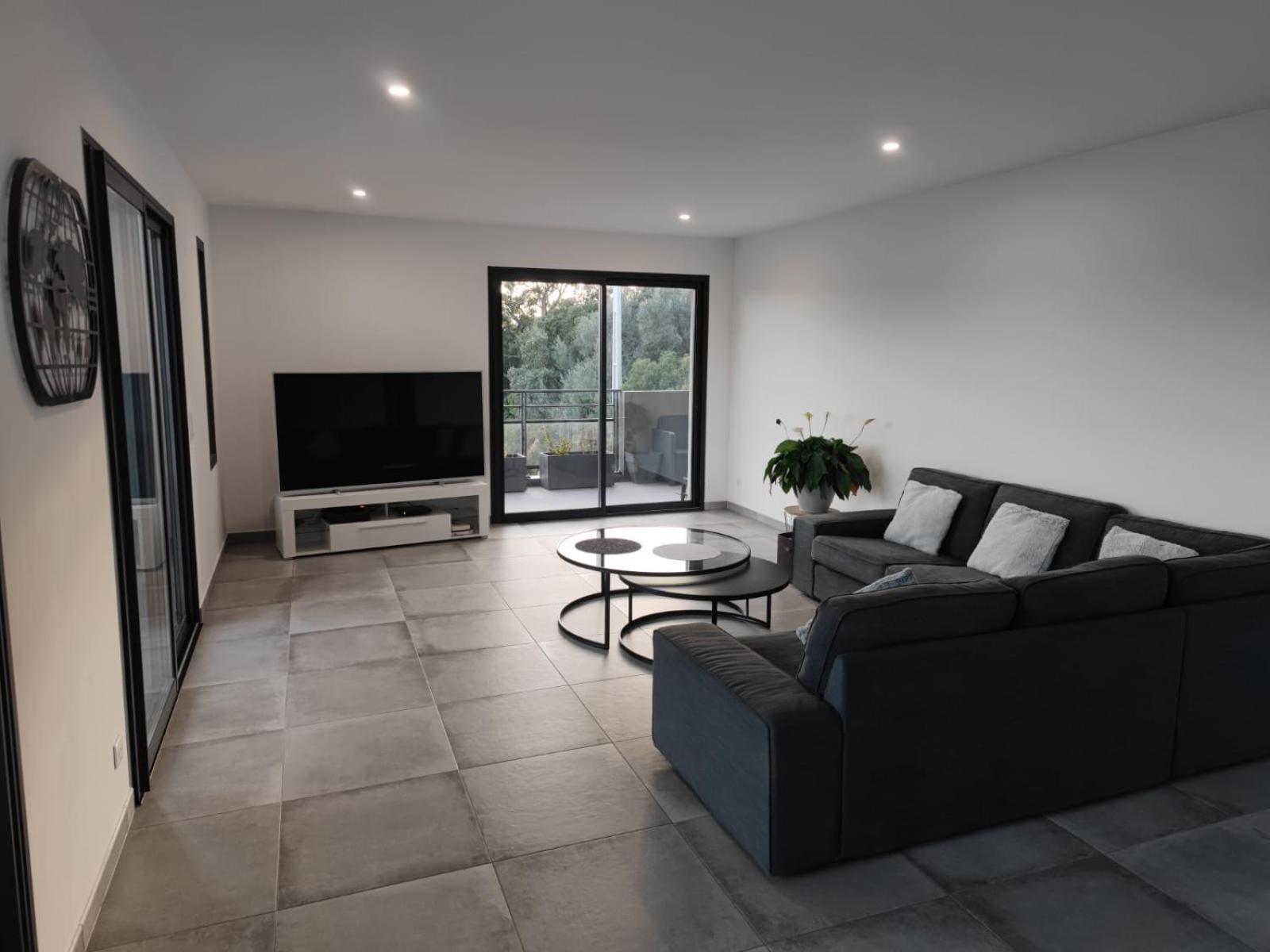 Bel Appartement Spacieux A Porto-Vecchio, 10Min A Pieds Du Centre Ville Екстер'єр фото
