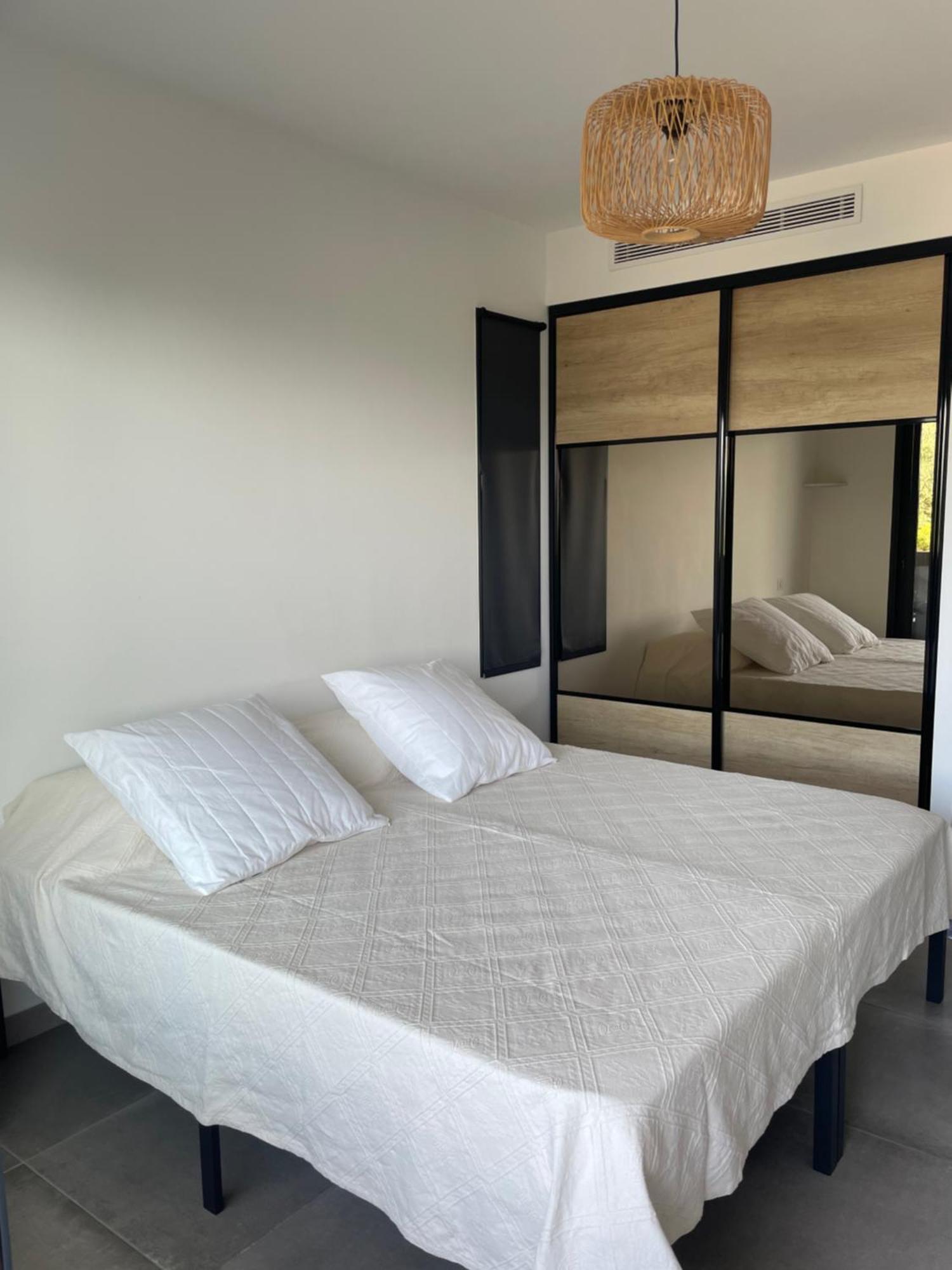 Bel Appartement Spacieux A Porto-Vecchio, 10Min A Pieds Du Centre Ville Екстер'єр фото
