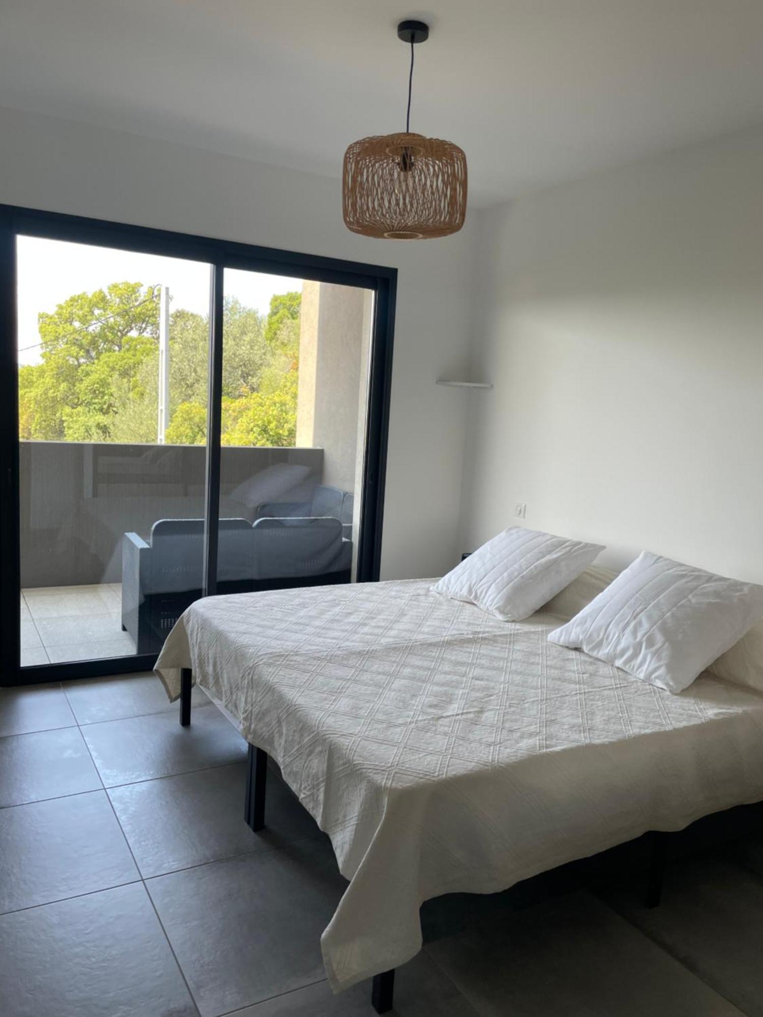 Bel Appartement Spacieux A Porto-Vecchio, 10Min A Pieds Du Centre Ville Екстер'єр фото
